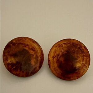 Vintage tortoise shell lucite Round root beer Brown clip Earrings